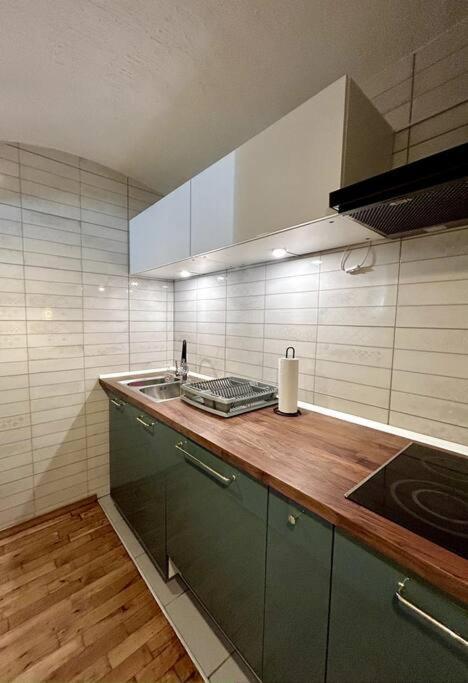 Charming Appartment 3-Min Walk To Old Town - Free Parking Laibach Exterior foto